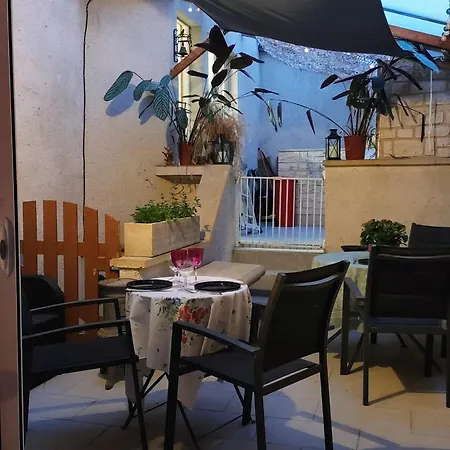 Le Pigeonnier - D'hotes Pensionat 3*