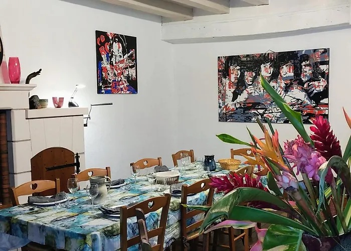 Le Pigeonnier - D'hotes Guest house